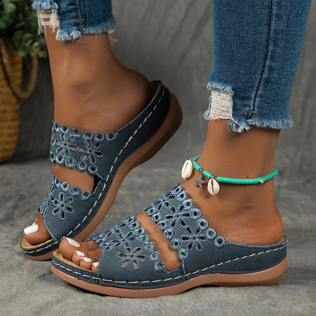 Ines™ – Blomstrede Ortopædiske Sommarsandaler